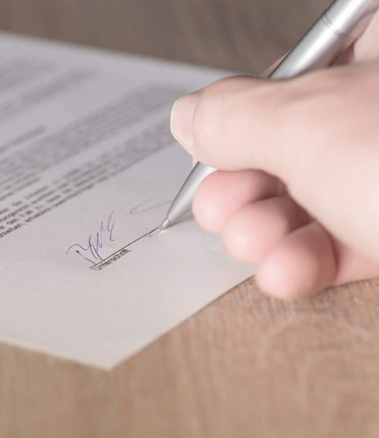 lease-signing